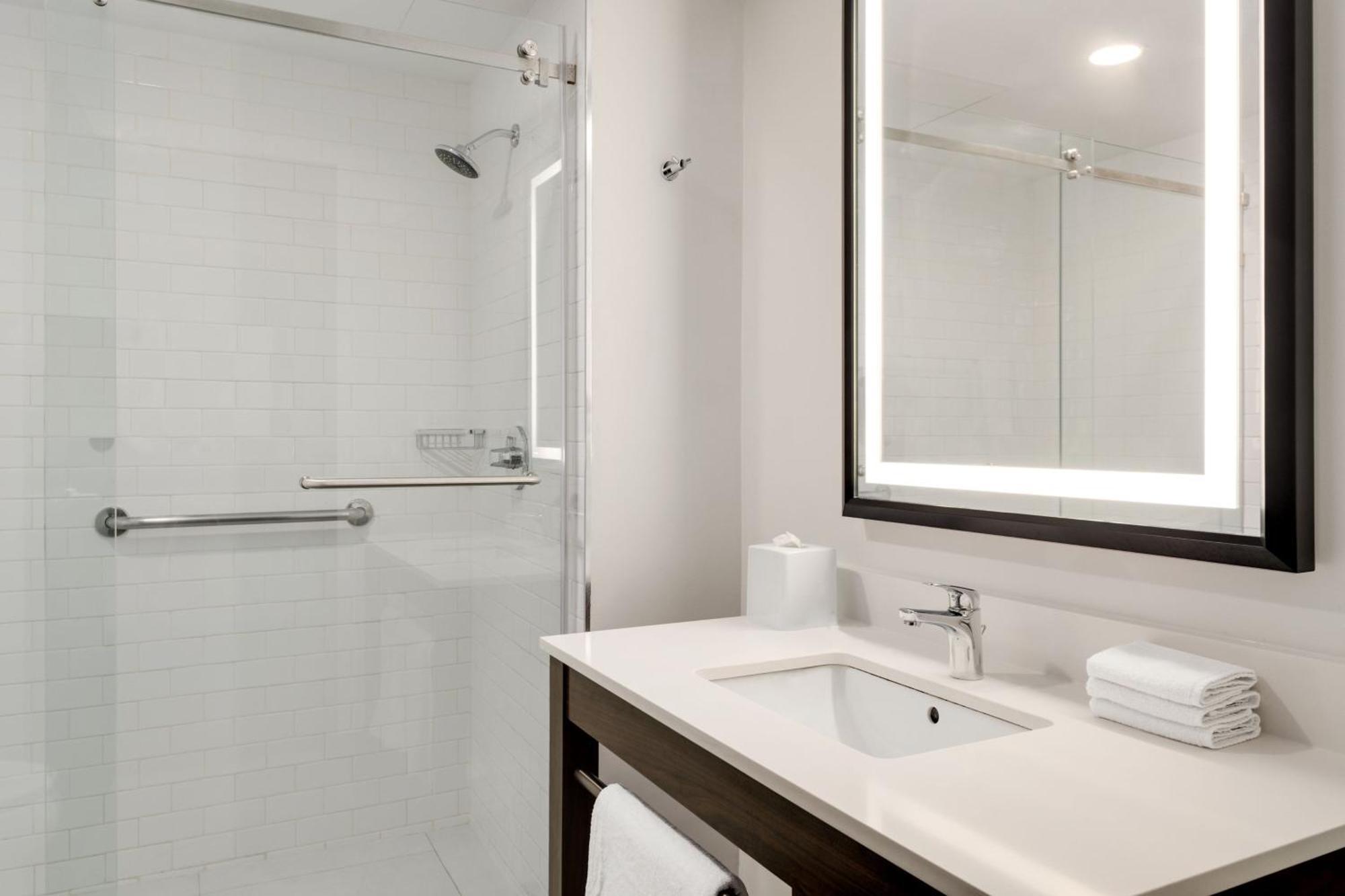 Hotel Four Points By Sheraton Galerias