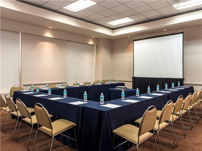 Four Points By Sheraton Galerias